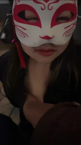 原创 申请邀请码 调教母狗嘴接烟灰+扇脸羞辱